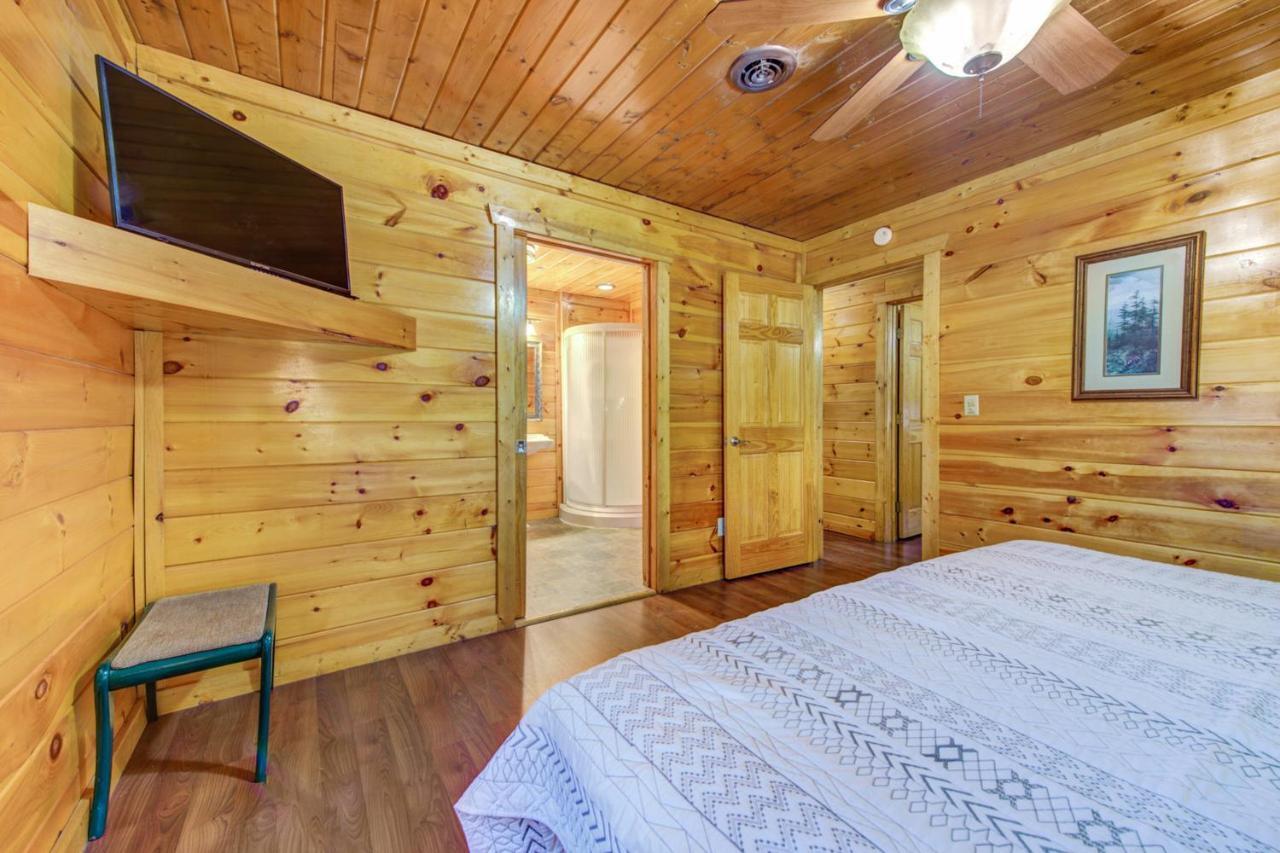 ピジョンフォージ Country Oaks Cabinヴィラ エクステリア 写真