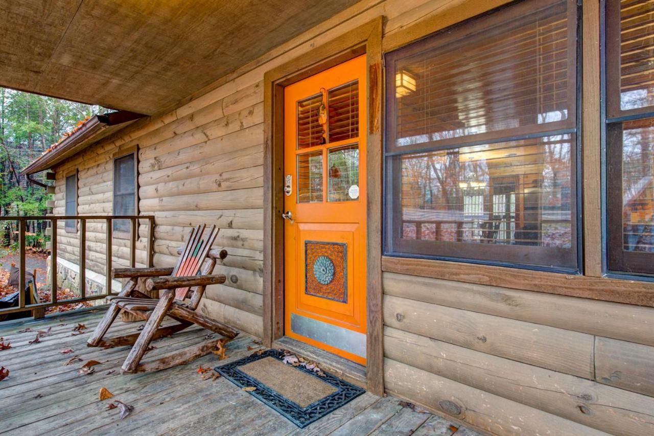 ピジョンフォージ Country Oaks Cabinヴィラ エクステリア 写真